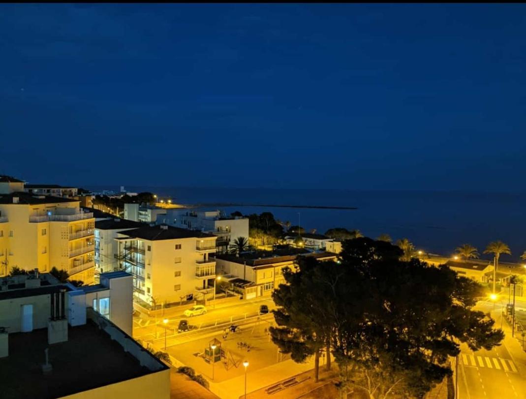 Apartamento Con Vistas, Entre Mar Y Montana Hospitalet De L'Infant Exterior photo